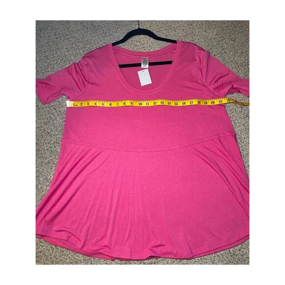 West Loop - Bright Pink Loose Fit Tee - Women's Size L - Picture 4 of 13